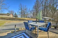 Berkeley Springs Vacation Home w/ Fire Pit! - Wifi