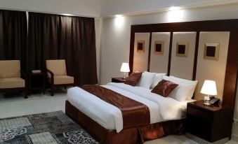 Dolphin Beach Resort