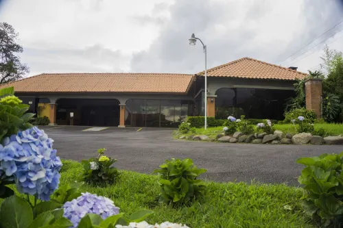 Ananta Wellness & Retreat Hotels in Moravia