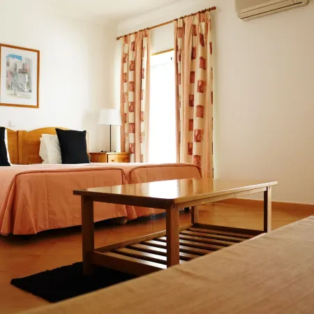 Oasis Beach Apartments