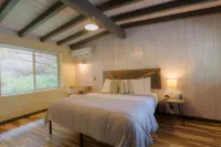 Destination Oak Creek 8 1 Bedroom Apts by RedAwning Hotels in Yavapai County