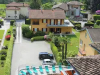 Appartamenti Ferrari Residence Hotels in Cannobio