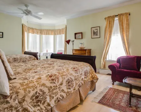Country Encounters Accommodations Hotels in Crowsnest Pass