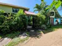 Cabinas Tortuguero Natural Hotels in 