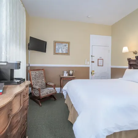 Bedford Inn