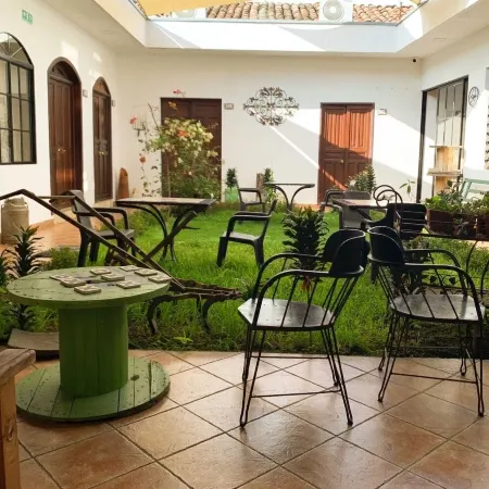Hostal Las Puertas