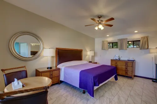 Ccbc Resort Hotel - A Gay Men's Resort Hotels in Cathedral City