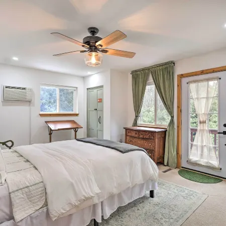 Adirondack Oasis, 15 Mi to Lake George Village!