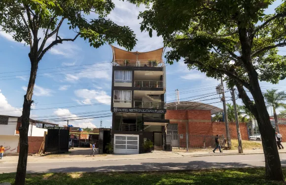 阿顏達 1501 號大都會廣場酒店