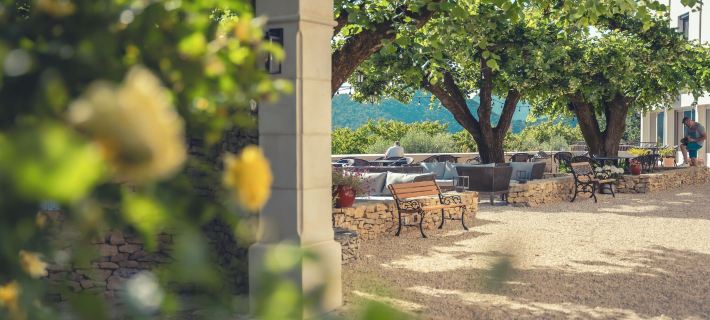Logis Hôtel Restaurant le Plantevin Hotels in Drôme