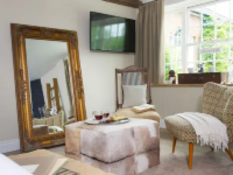 The Queen's Inn Hotels in Cranbrook