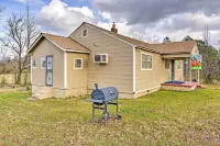 Oxford Home on Private Land < 7 Mi to Dtwn! - Homestays