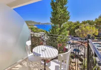 Livia Hotel Kaş - Mountain view