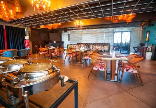 2. 레젠타 플레이스..