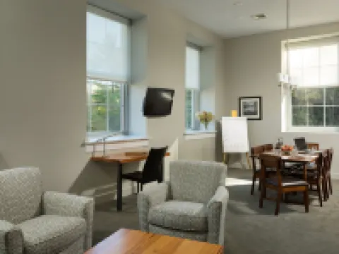 Ledges Hotel Hotels in Wayne County