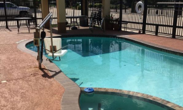 Regency Inn & Suites - Baytown