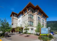 HI Whistler - Hostel Hotels in 