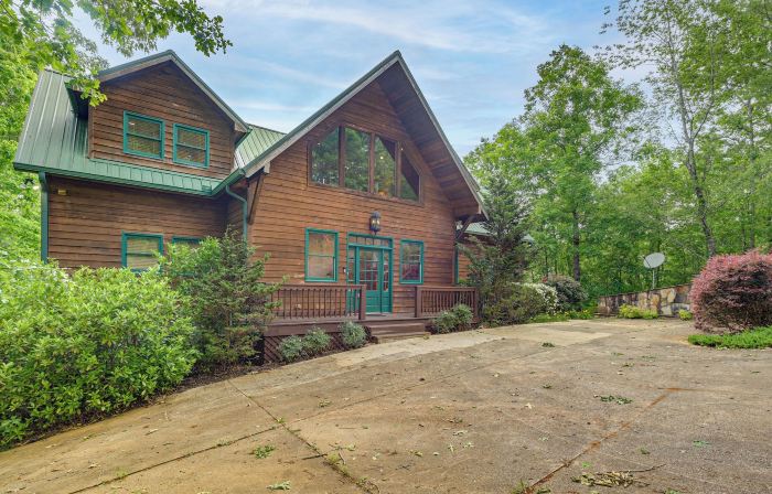 Secluded Cove and Fire Pit Lake Wedowee Getaway