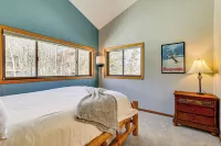 Cabin w/ Hot Tub 10 Mi to Keystone Resort! - 3-Star