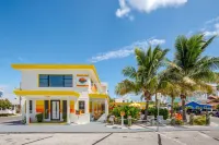 Sunset Inn and Cabanas - Auberges