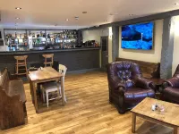 Rose and Crown Hotel & Hope and Anchor Bar Hotel di Newport
