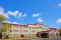 Holiday Inn Express Ramsey-Mahwah Các khách sạn ở Mahwah