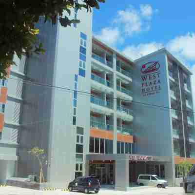 ウエスト プラザ ホテル アット レブー ストリート Hotel Exterior