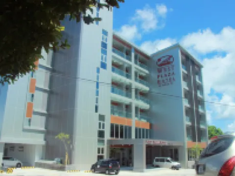 West Plaza Hotel at Lebuu Street Hotel berhampiran Belau National Museum