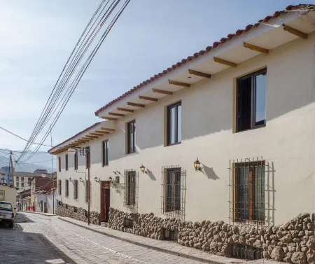 Taypikala Hotel Cusco Отели в г. Куско