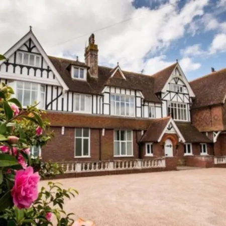 The Grange Court B&B Hotel