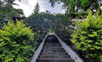 Tangkoko Sanctuary Villa & Spa