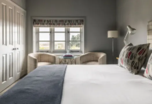 Crown and Castle Hotels in Suffolk Coastal District