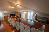 Hotel Edelweiss Hotels in Llanars