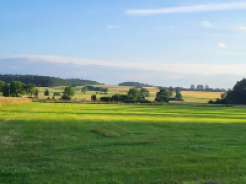 Schöne Große Ferienwohnung für 1-4 Gäste, zum Entspannen Bestens Geeignet
