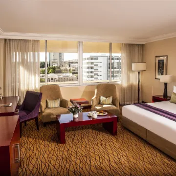Avani Windhoek Hotel & Casino Отели в г. Виндхук
