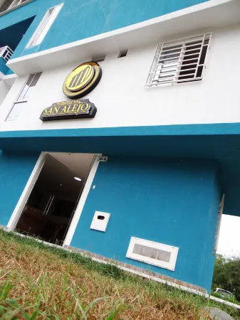 San Alejo Отели в г. Тулуа