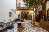 Riad les Remparts de Fès