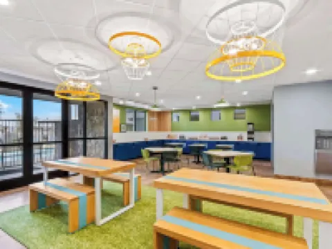 Spark by Hilton Phoenix East Mesa Hotels in Mesa