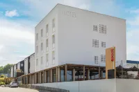 Greet Hotel Limoges Nord Hotel in zona Eglise St. Michel des Lions