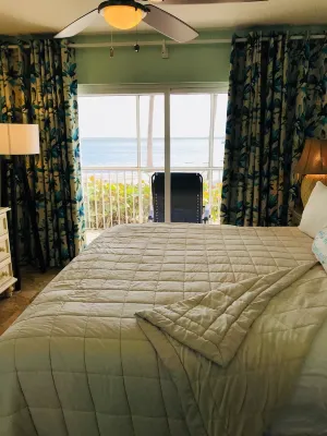 Escape to Paradise – Beautiful & Budget-Friendly Condo!