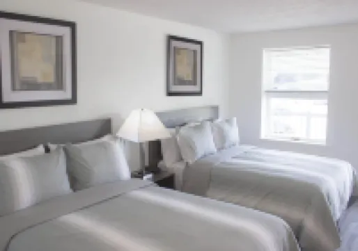 Bowmanville Marina Inn & Suites