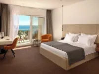 Hotel Fanat Hotels near Park