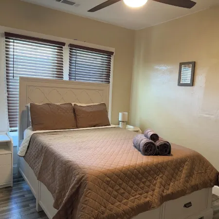 Sequoia Escape 3BR Home w/ King Bed & In-Unit Laundry