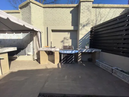 Bryanston Palms Accommodation