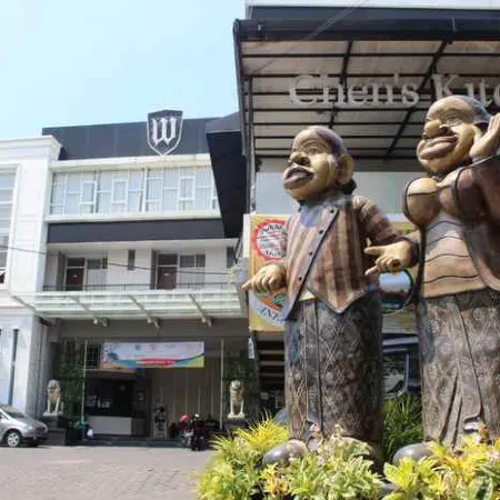 De Wahyu Hotel