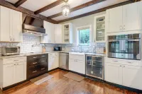 Historic Home w/ Modern Updates on < 4 Acres - parking
