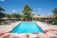 The Grand Inn Peoria Hotels in Peoria