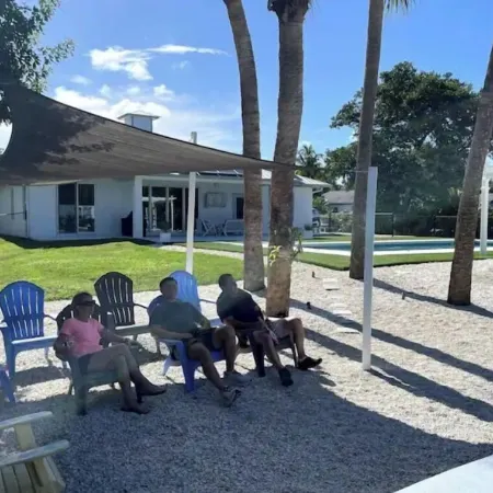 Containing Luxury in Jensen Beach-Starfish