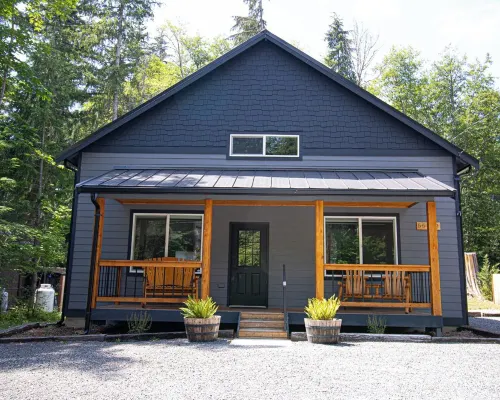 Summer Getaway at Mt Rainier - Sleeps 8 - Hot Tub Hotels in Ashford