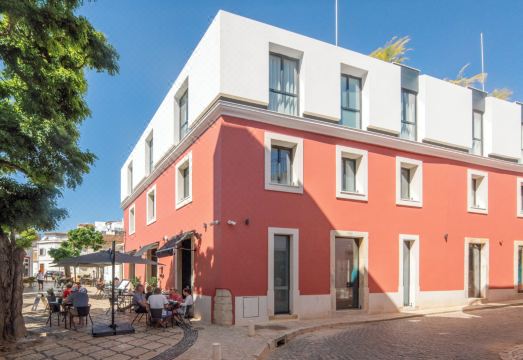 MN56 호텔 주변 맛집